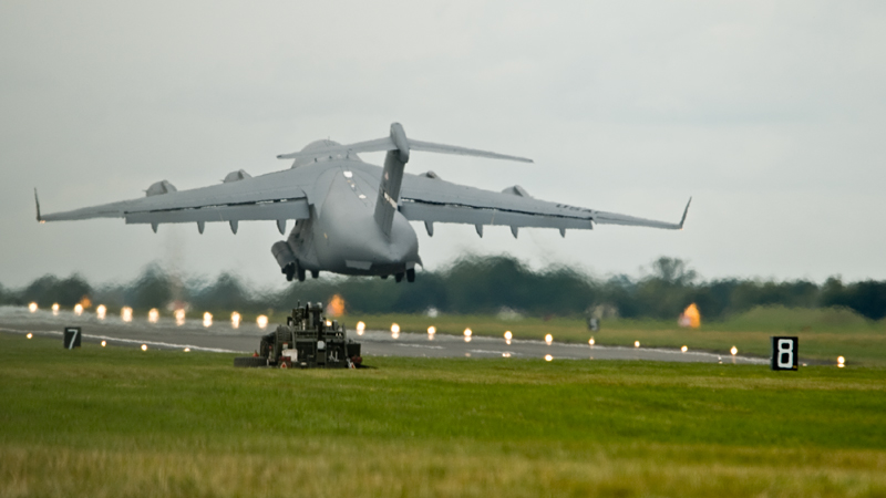 044_Fairford RIAT_Boeing C-17A Globemaster  III.jpg